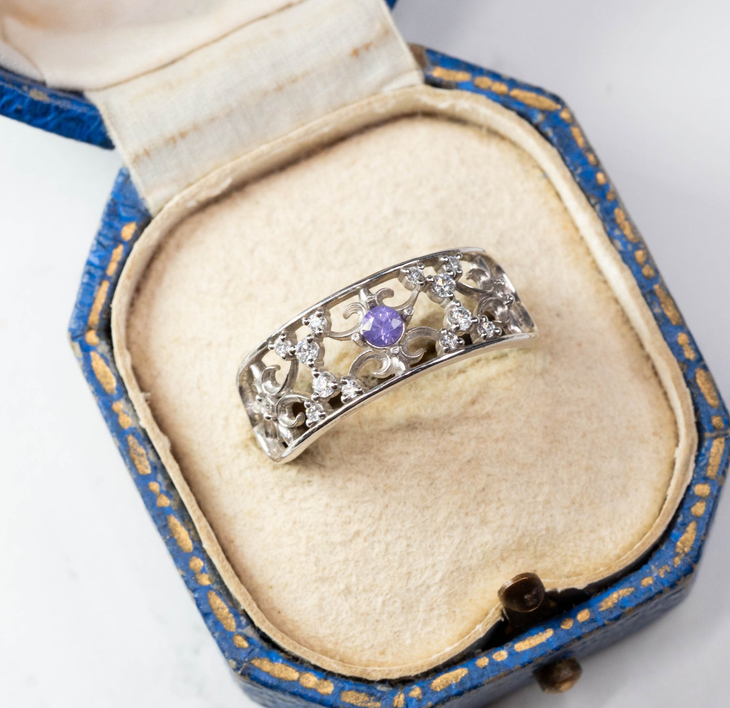サファイア 0.12ct ラウンドカット 2.7mm×2.7mm×1.9mm【MJ2995】
