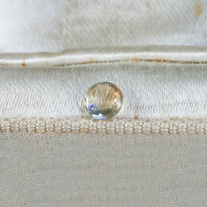 モンタナサファイア 0.42ct ローズカット 4.6mm×4.6mm×1.9mm【MJ3120】