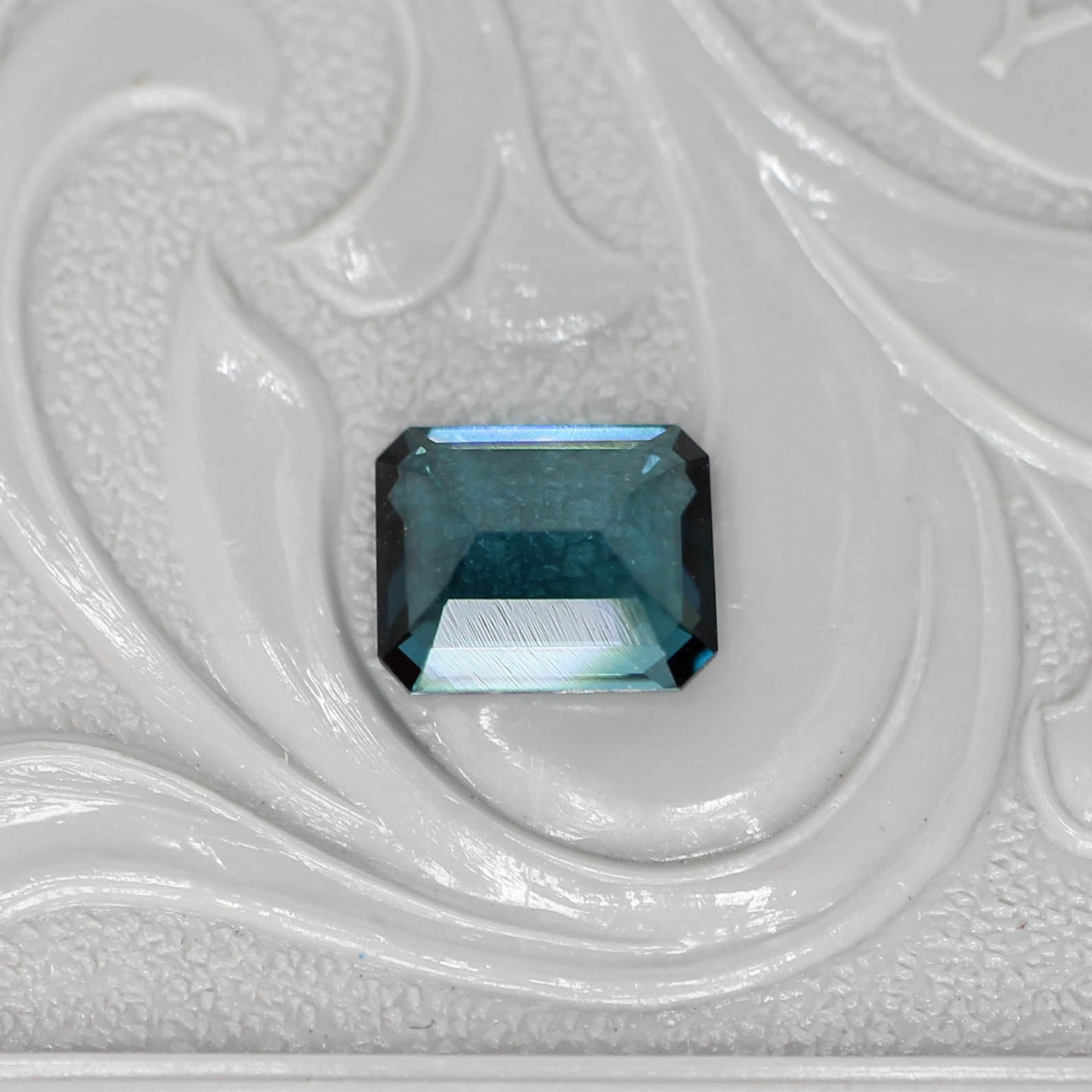 インディゴトルマリン 1.04ct エメラルドカット 6.7mm×5.5mm×3.0mm【MJ3129】