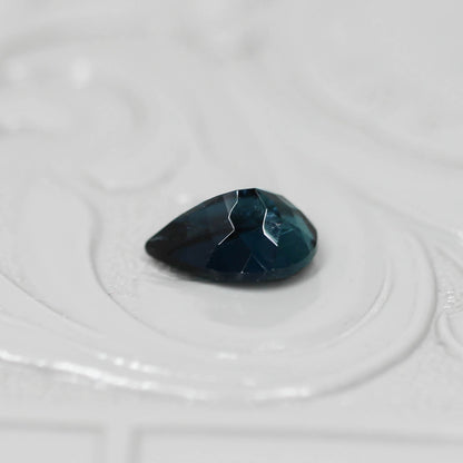 ラグーントルマリン 0.71ct ペアシェイプカット 7.0mm×5.0mm×3.2mm【MJ3132】