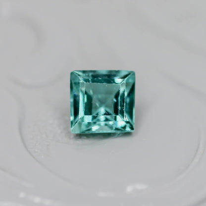 シーフォームトルマリン 0.49ct スクエアカット 4.3mm×4.1mm×3.2mm【MJ3128】
