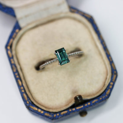 ラグーントルマリン 0.51ct スクエアカット 3.6mm×5.9mm×2.8mm【MJ3123】