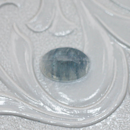 シルキーサファイア 1.06ct オーバルカット 7.1mm×5.0mm×3.4mm【MJ3150】