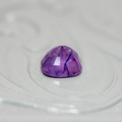 シルキーサファイア 1.06ct クッションカット 5.6mm×5.3mm×3.7mm【MJ3152】