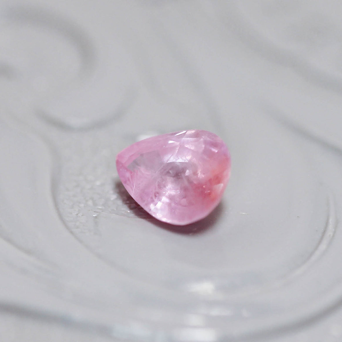 シルキーサファイア 0.52ct ペアシェイプカット 5.4mm×4.3mm×2.7mm【MJ3155】