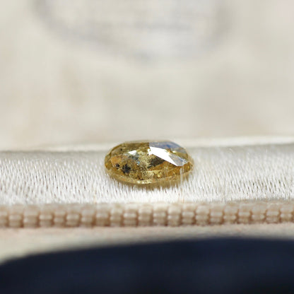 オーバルローズカット ナチュラルダイヤモンド 0.46ct 6.4mm×3.9mm-1.3mm 【MJ2495】