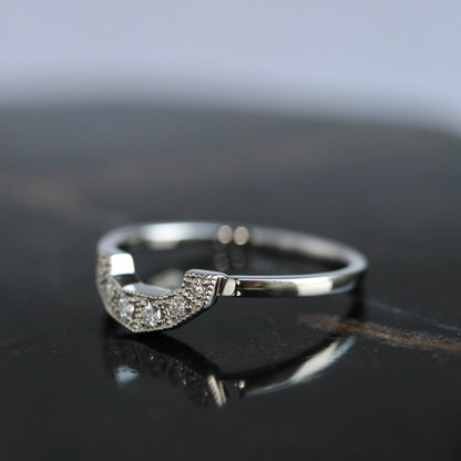 トラペゾイドリング ダイヤモンド 0.07ct VSクラス 【MJ2500】