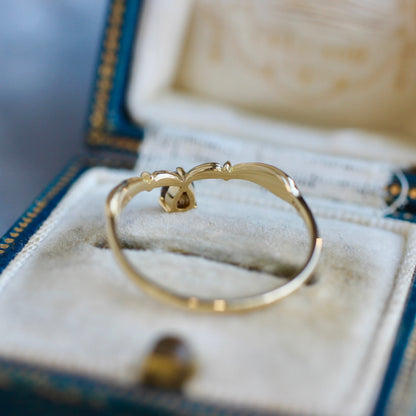 コニャックブラウンダイヤモンド0.218ct 3本爪×アンティークVアーム K18YG リング 【MJ2410】