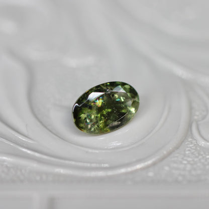 オーバルカット バイカラートルマリン 0.42ct  5.8mm×3.6mm×2.2mm【MJ2576】