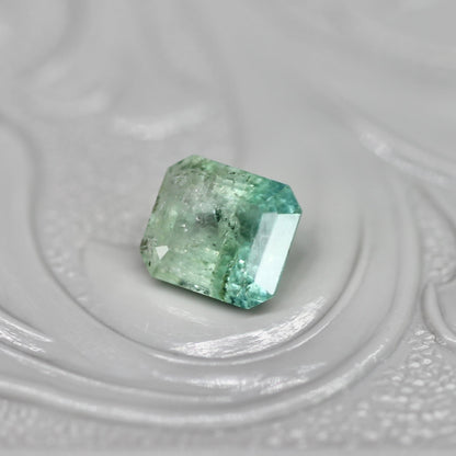 バイカラートルマリン 0.59ct エメラルドカット 5.2mm×4.6mm×3.1mm【MJ2654】