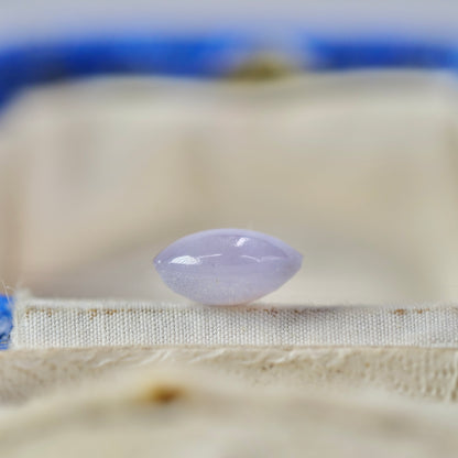 成長線入りスターサファイア 1.52ct カボションカット 7.1mm×6.2mm×3.6mm【MJ2934】