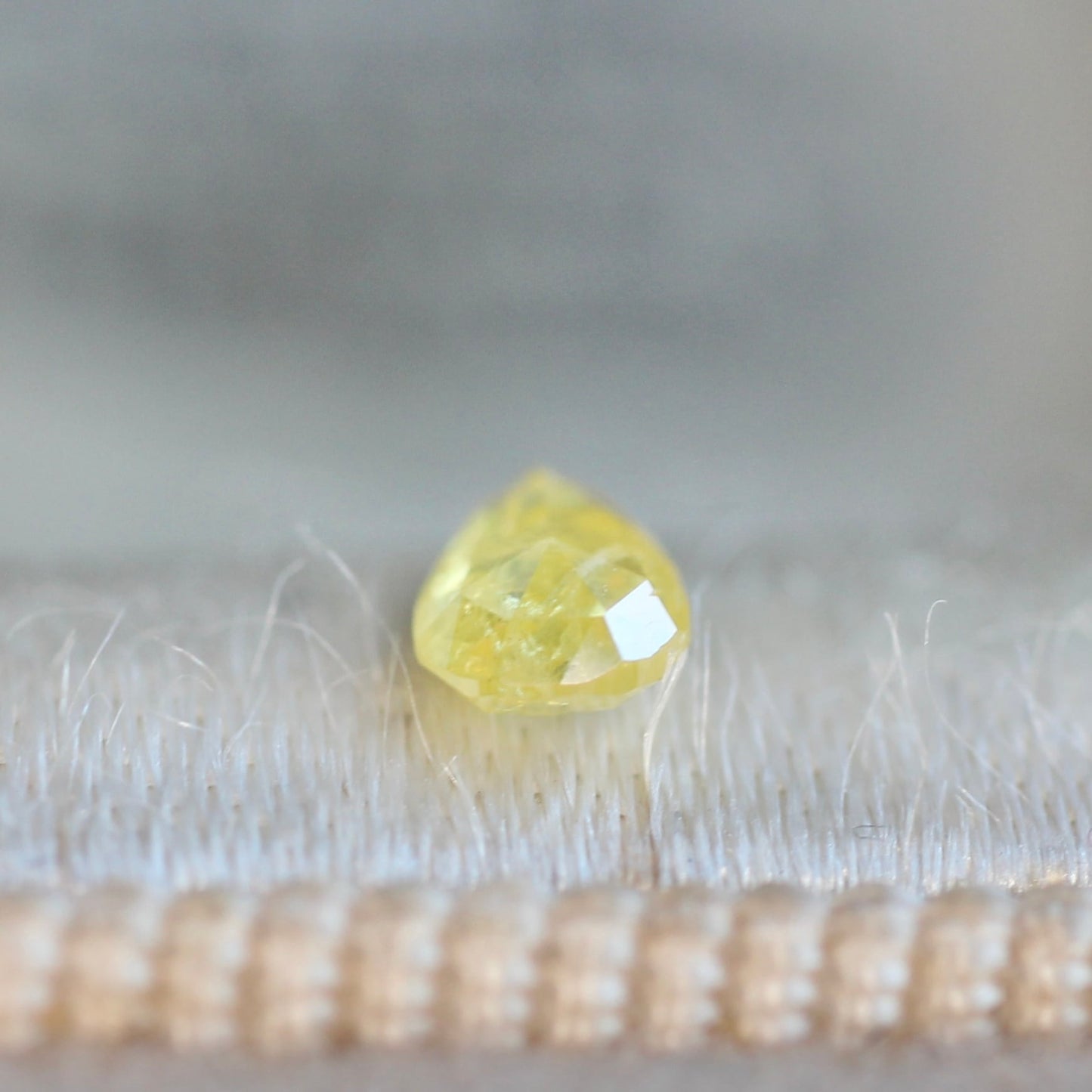 ペアシェイプカット ナチュラルダイヤモンド 0.195ct 4.5mm×3.1mm-1.6mm 【MJ2478】