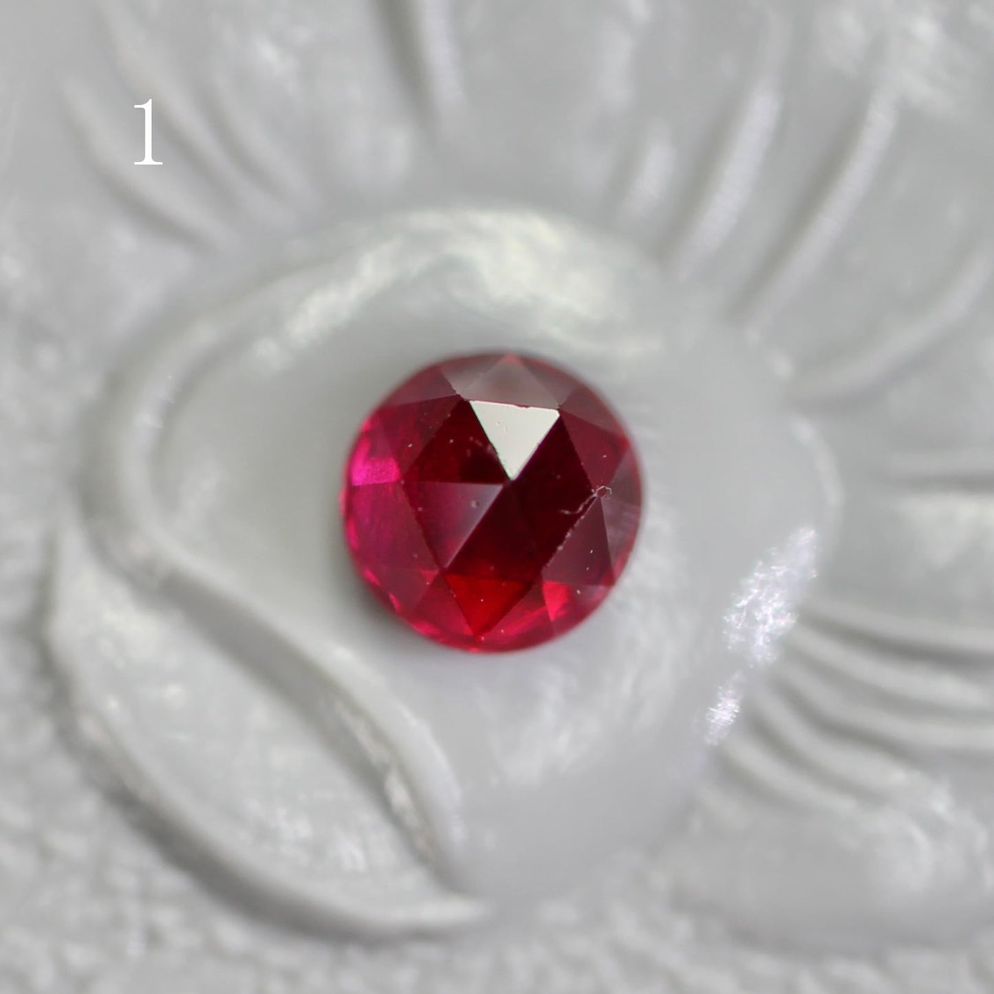 ルビー ローズカット 2.7~2.8mm【MJ2736】