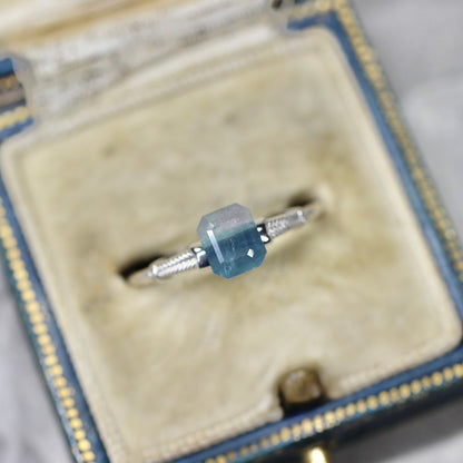 パーティーカラードトルマリン 0.92ct エメラルドカット 6.0mm×5.1mm×3.7mm【MJ2660】