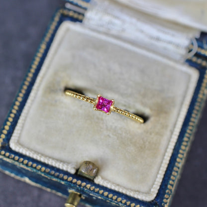ルビー 0.11ct プリンセスカット  2.2mm×2.1mm×1.3mm【MJ2728】