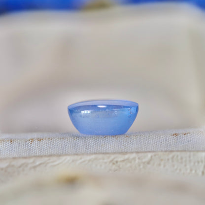 スターサファイア 1.53ct カボションカット 7.1mm×5.4mm×3.3mm【MJ2935】