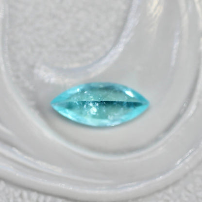 パライバトルマリン 0.180ct ブラジル産 マーキスカット 5.8mm×2.6mm×1.8mm【MJ2718】