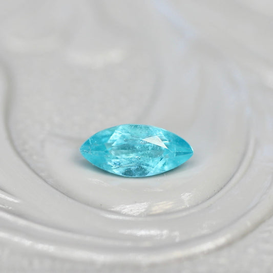 パライバトルマリン 0.160ct ブラジル産 マーキスカット 5.3mm×2.5mm×1.9mm【MJ2720】