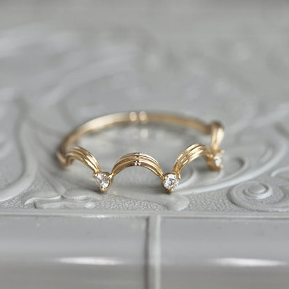 アンティーククラウンリング ダイヤモンド0.06ct VSクラス 【MJ2502】