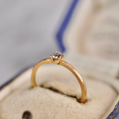 ピンクブラウンダイヤモンド 0.17ct K18PG クッションカット ４本爪(立て爪)×プレーンアーム(マット)
【MJ2836】