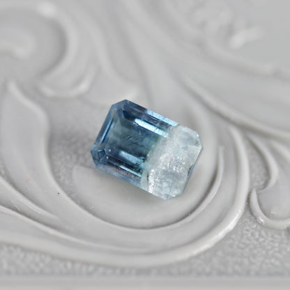 バイカラートルマリン 1.07ct エメラルドカット 7.0mm×4.9mm×3.1mm【MJ2773】