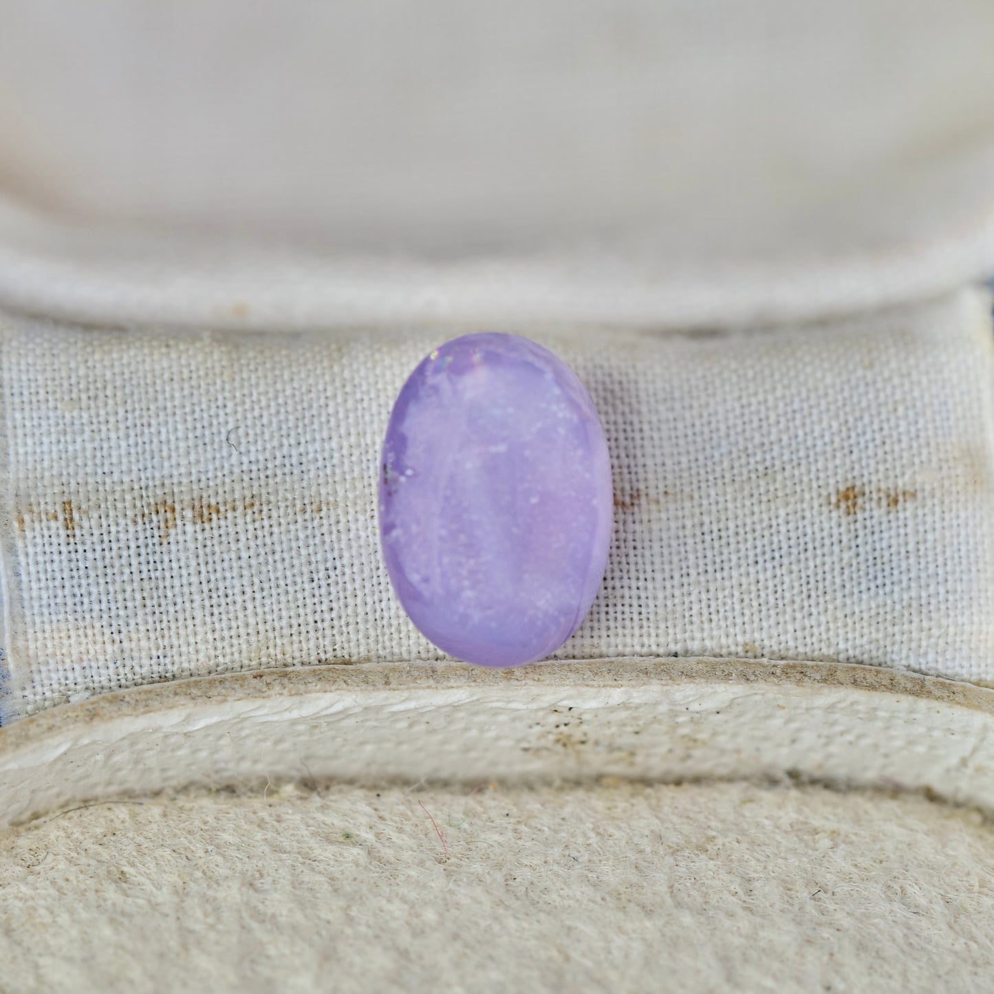 スターサファイア 1.09ct カボションカット 7.0mm×5.0mm×2.9mm【MJ2936】