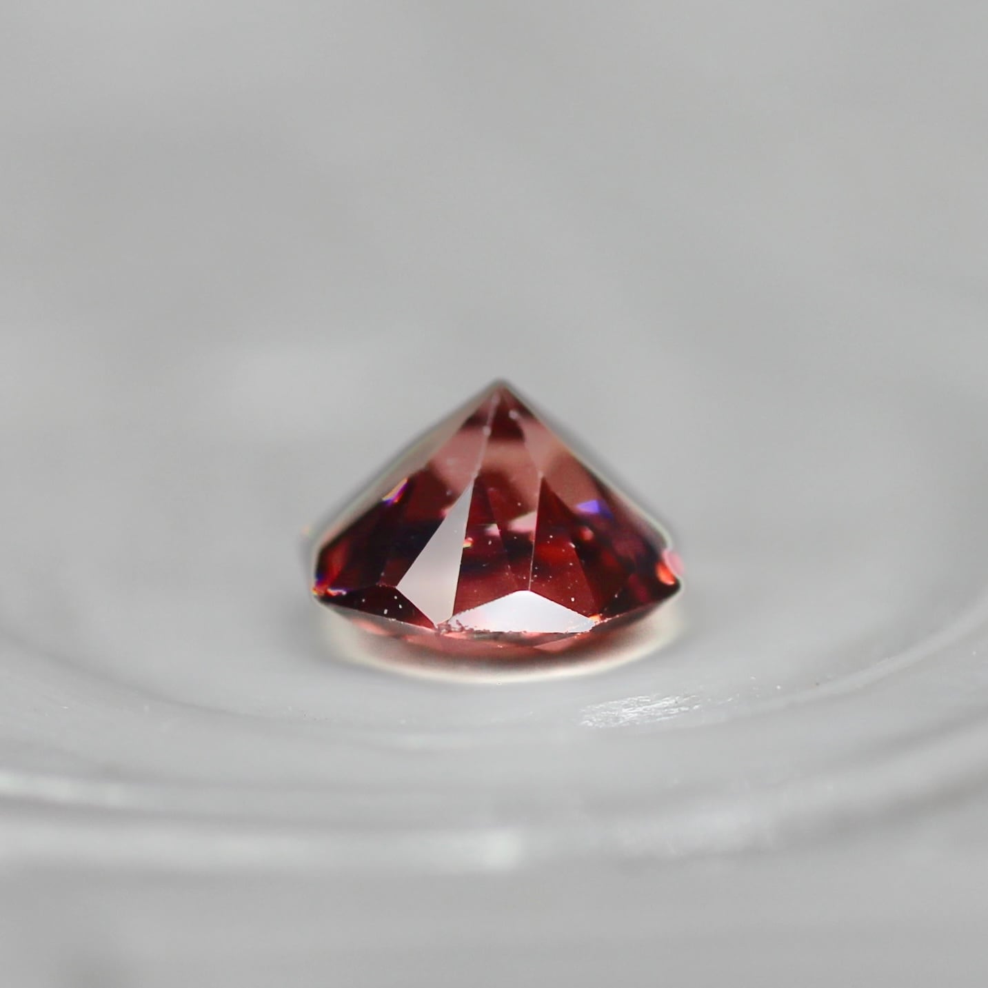 ピンクジルコン 0.34ct オクタゴンカット 3.9mm×3.9mm×2.8mm【MJ2701】