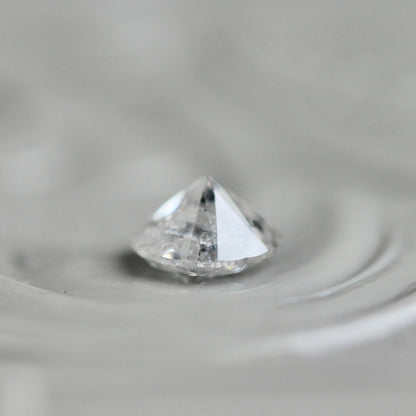 ソルトアンドペッパーダイヤモンド 0.24ct 3.8mm 【MJ2440】