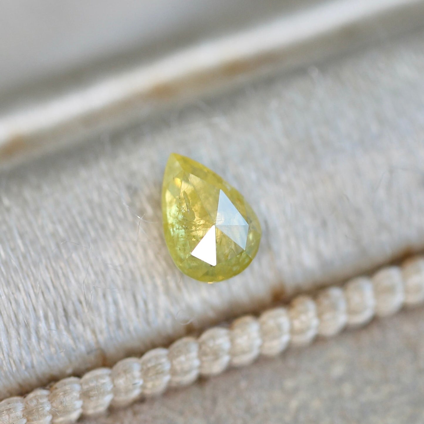 ペアシェイプカット ナチュラルダイヤモンド 0.195ct 4.5mm×3.1mm-1.6mm 【MJ2478】
