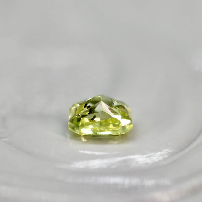 スクエアカット イエローダイヤモンド 0.13ct 3.1mm×2.5mm×2.0mm 【MJ2622】