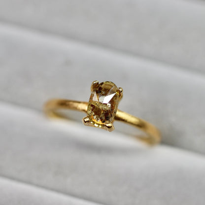 オーバルローズカット ナチュラルダイヤモンド 0.46ct 6.4mm×3.9mm-1.3mm 【MJ2495】