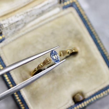 モンタナサファイア 0.27ct オーバルカット  4.9mm×2.9mm×2.2mm【MJ2734】