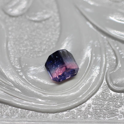 エメラルドカット バイカラートルマリン 0.42ct 3.7mm×3.4mm-3.0mm 【MJ2515】