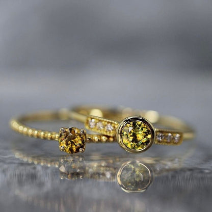 スフェーン 0.12ct 3mm 【MJ2428】