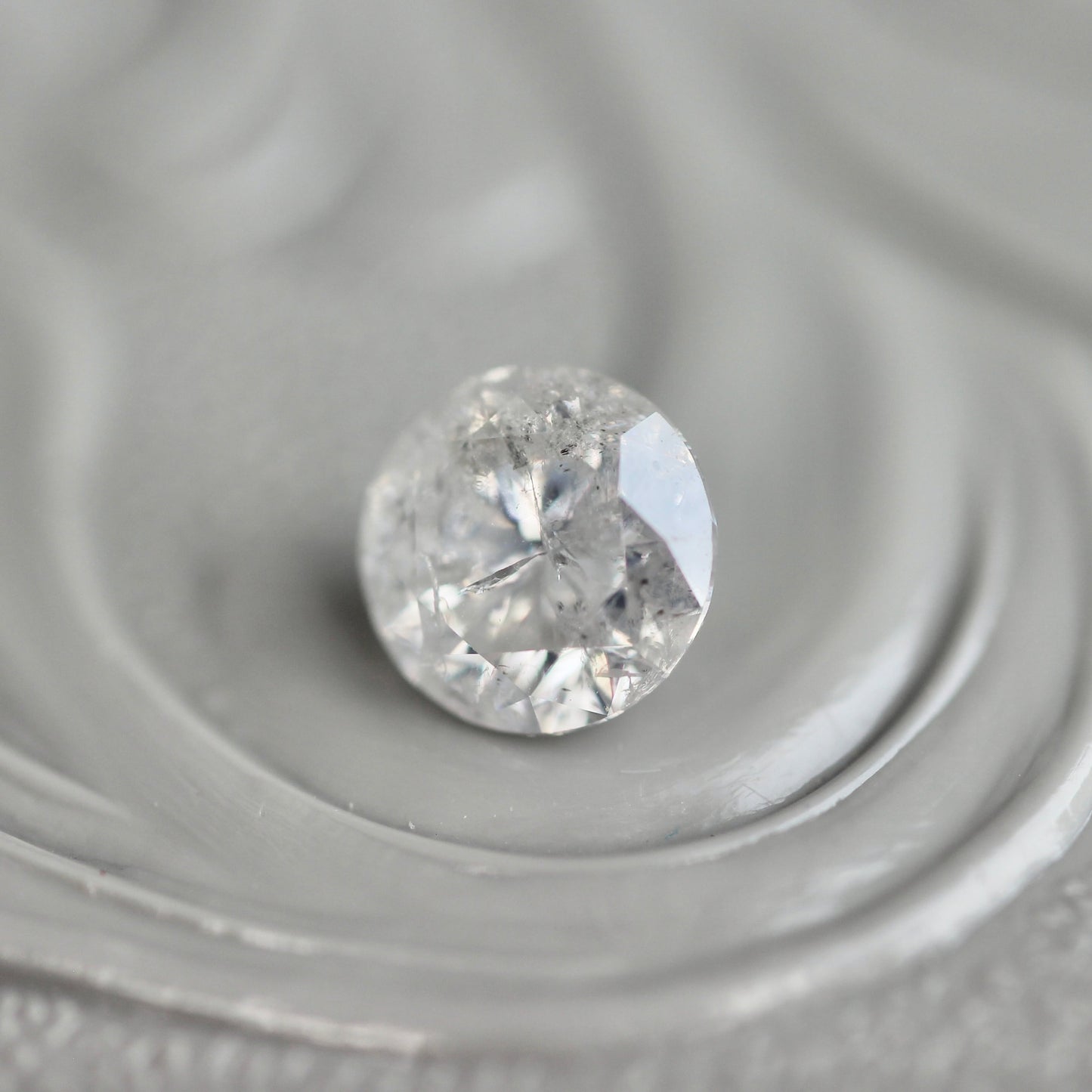 ソルトアンドペッパーダイヤモンド 0.41ct 4.6mm 【MJ2446】
