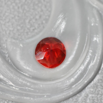 レッドラブラドライト 0.19ct ラウンドカット 4.0mm×4.0mm×2.5mm【MJ2569】