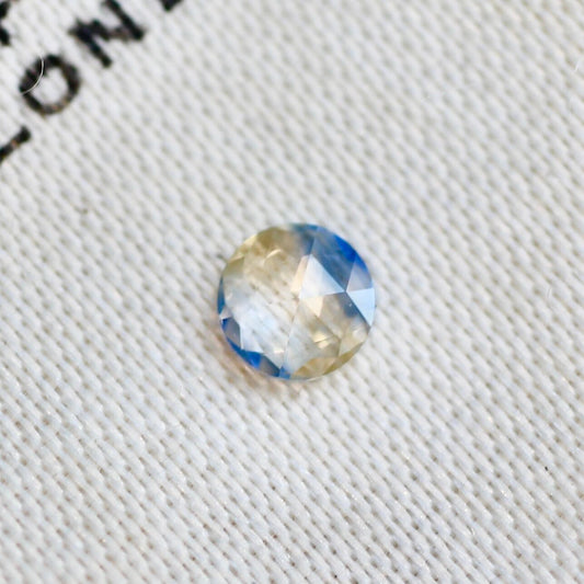 バイカラーサファイア 0.145ct 3.5mm ローズカット 【MJ2461】