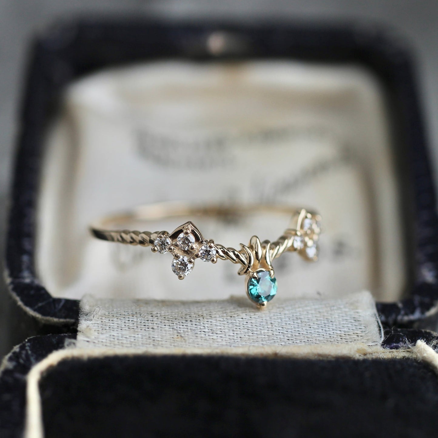 アレキサンドライト0.07ct ダイヤモンド0.10ct K10YG レスピレーションリング 【MJ2465】