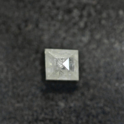 ダイヤモンド 0.250ct スクエアカット 3.2mm×3.0mm×2.5mm【MJ2610】18