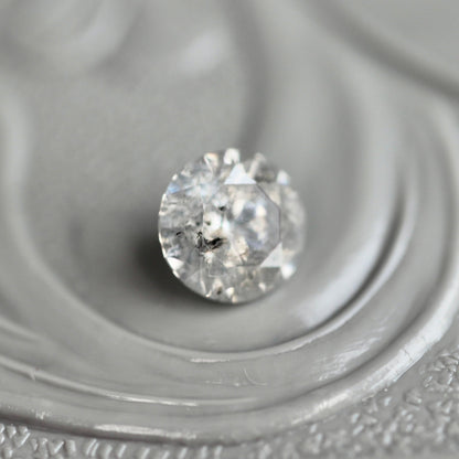 ソルトアンドペッパーダイヤモンド 0.36ct 4.5mm 【MJ2445】
