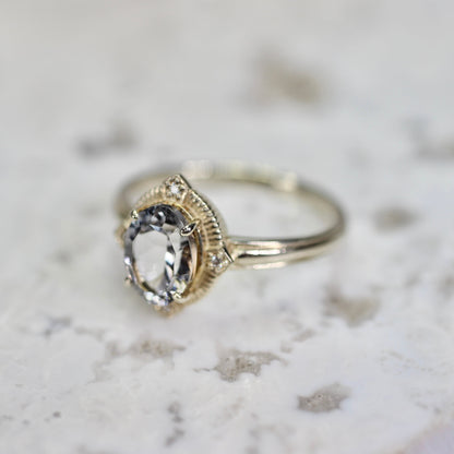 グレイッシュブルートルマリン 1.23ct ダイヤモンド 0.02ct K10WG コンケーブカット トゥルース×グルーヴアーム