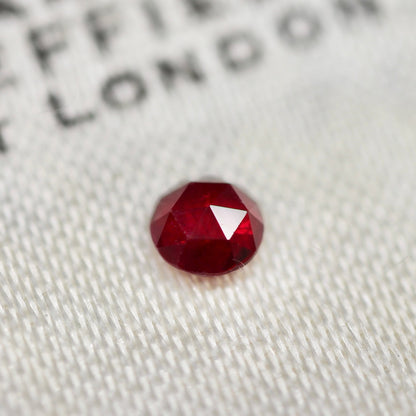 ルビー 0.17ct 3mm ローズカット【MJ2540】