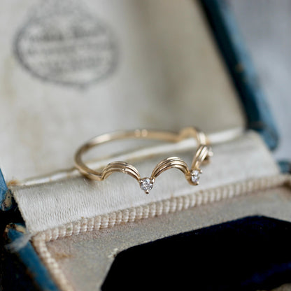 アンティーククラウンリング ダイヤモンド0.06ct VSクラス 【MJ2502】