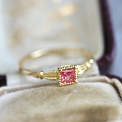 アヤナスピネル 3mm×3mm K18YG ミルフレーム×アンティークアーム リング 【MJ2407】