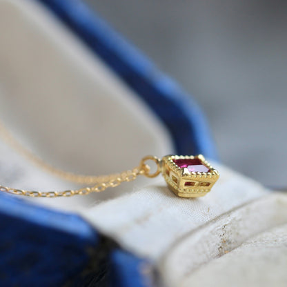 ルビー 0.18ct 3mm×3mm ミルフレーム ネックレス 【MJ2448】