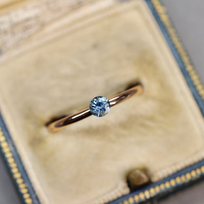 モンタナサファイア 0.25ct ラウンドカット 3.8mm×3.8mm×2.5mm アメリカ・モンタナ州産 紫陽花【MJ2598】