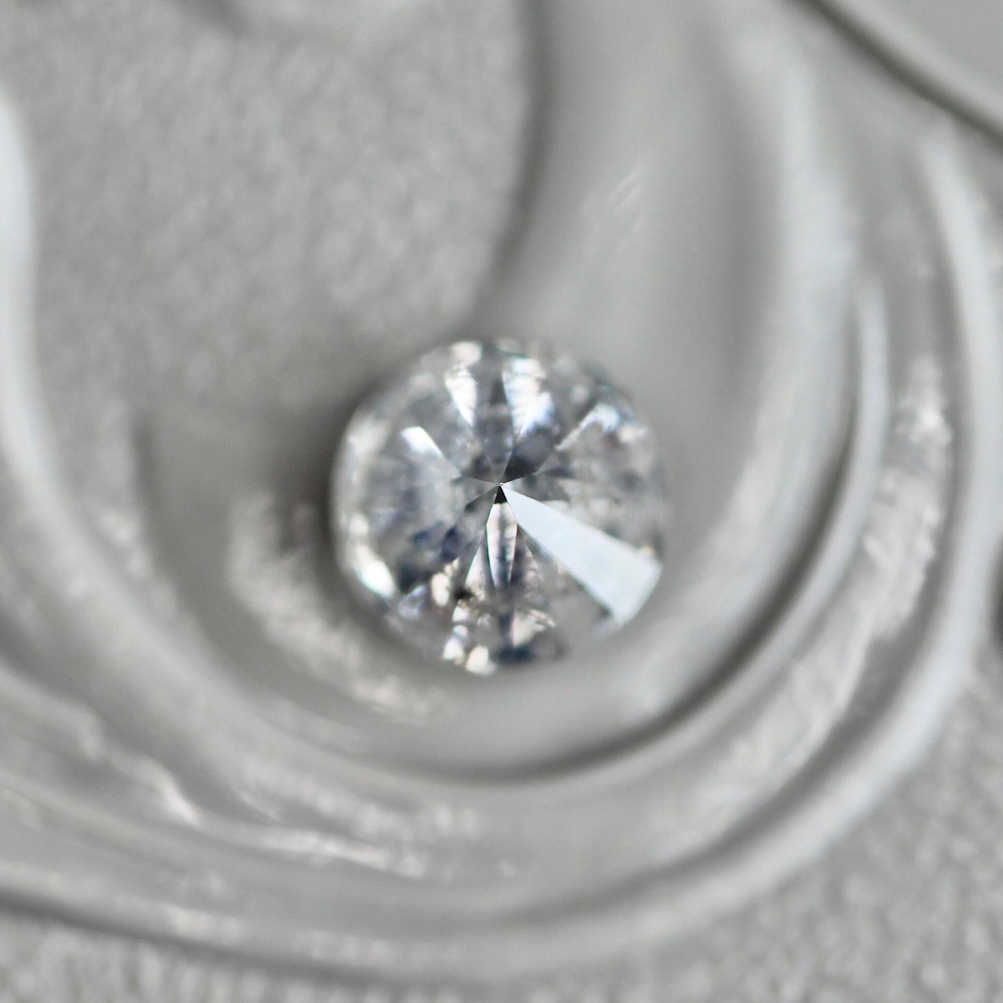 ソルトアンドペッパーダイヤモンド 0.43ct 4.6mm 【MJ2441】