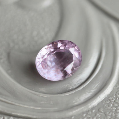 非加熱サファイア 0.48ct 5mm×4mm オーバルカット 【MJ2434】