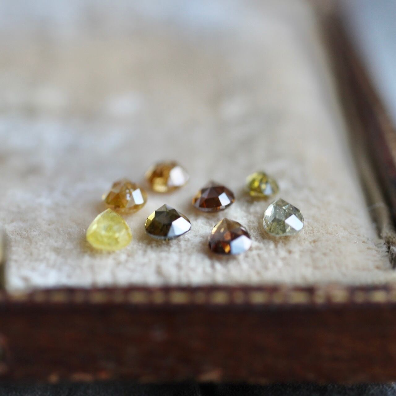 ペアシェイプカット ナチュラルダイヤモンド 0.180ct 4.6mm×3.1mm-1.5mm 【MJ2480】