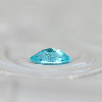 パライバトルマリン 0.165ct ブラジル産 マーキスカット 5.3mm×2.6mm×2.1mm【MJ2719】